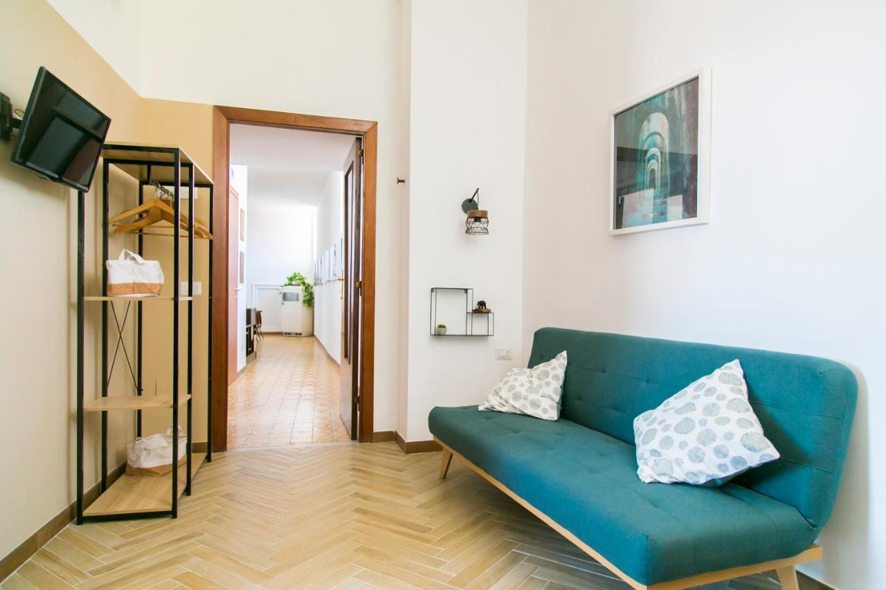 A Casa Di Nina Guest House 那不勒斯 外观 照片
