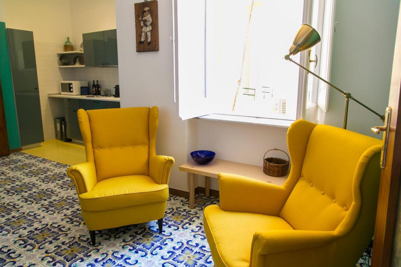 A Casa Di Nina Guest House 那不勒斯 外观 照片