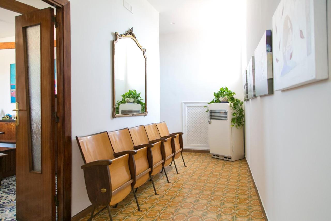 A Casa Di Nina Guest House 那不勒斯 外观 照片