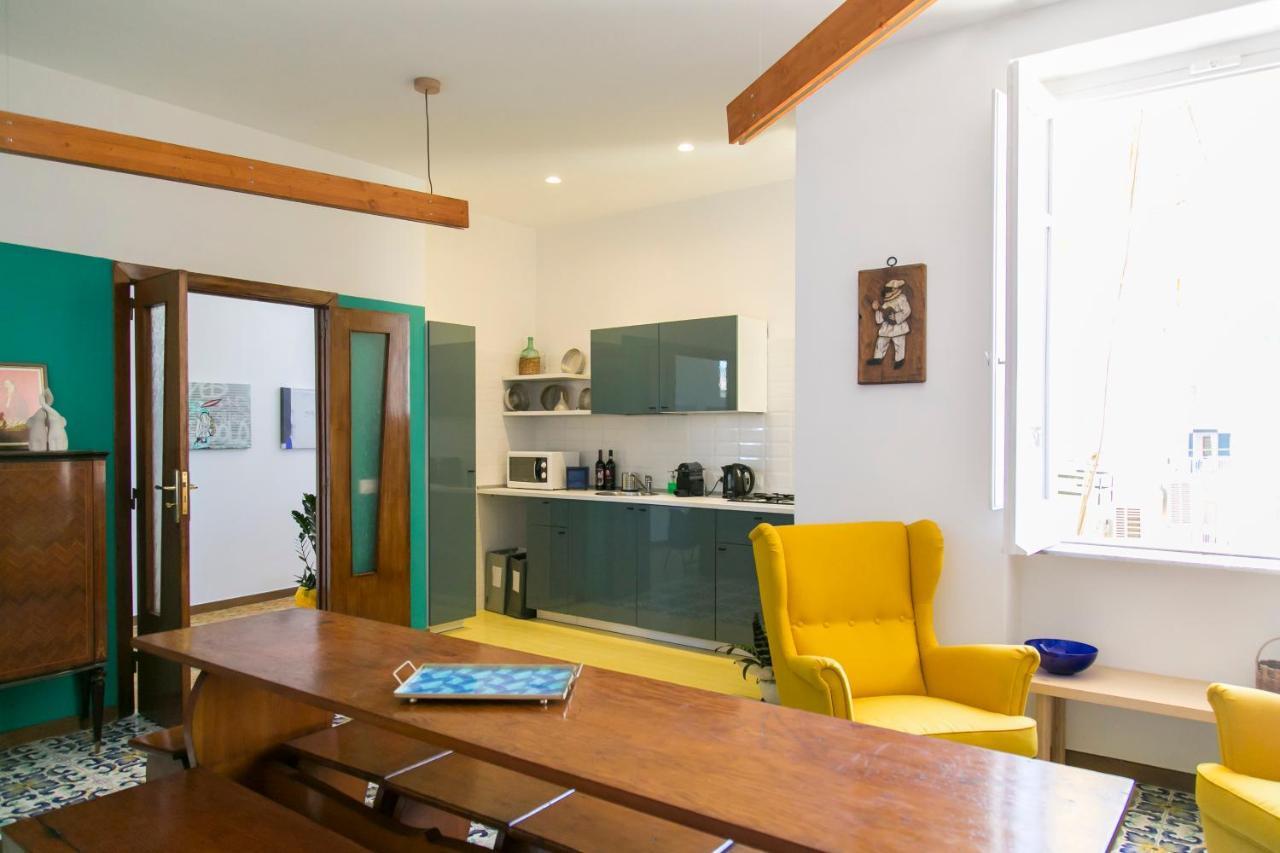 A Casa Di Nina Guest House 那不勒斯 外观 照片